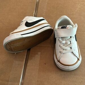COPY - Nike court legacy toddler 4c